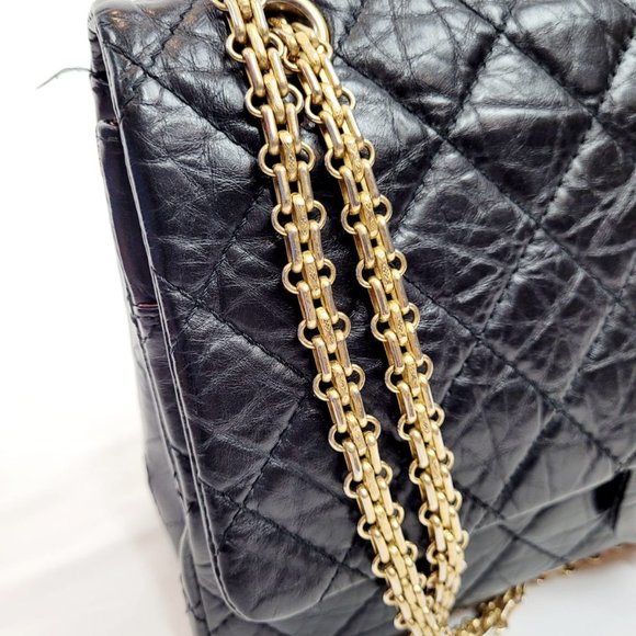 Chanel 2.55 Reissue Double Flap Shoulder Bag - Picture 6 of 7